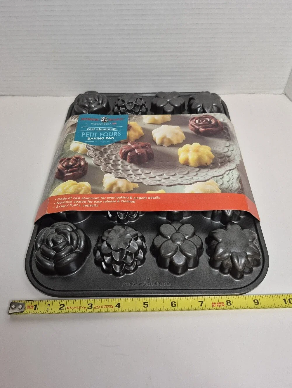Nordic Ware Cast Aluminum Petit Fours Baking Pan NWT 2 Cup Capacity